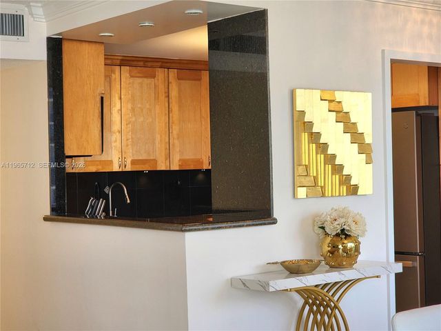 2030 S Ocean Dr 626, Hallandale Beach, FL 33009