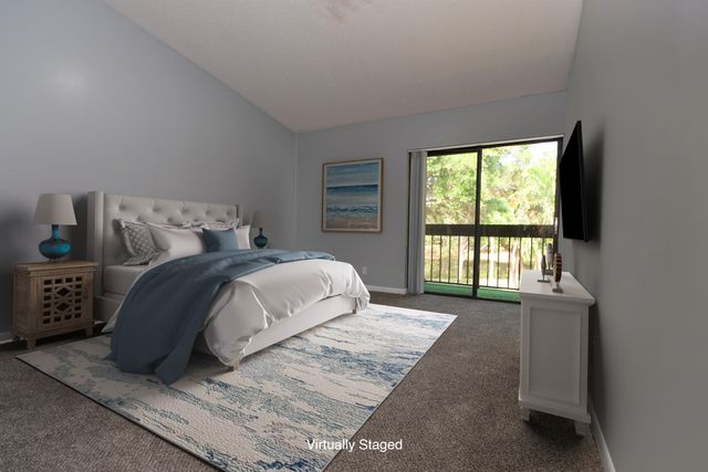 5087 Oakhill Lane, Delray Beach, FL 33484