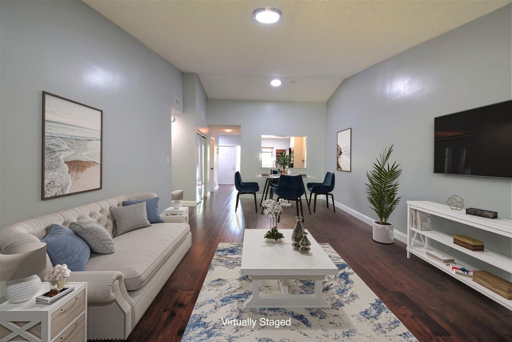 5087 Oakhill Lane, Delray Beach, FL 33484