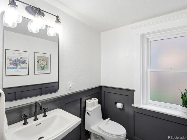 784 N Corona Street, Denver, CO 80218