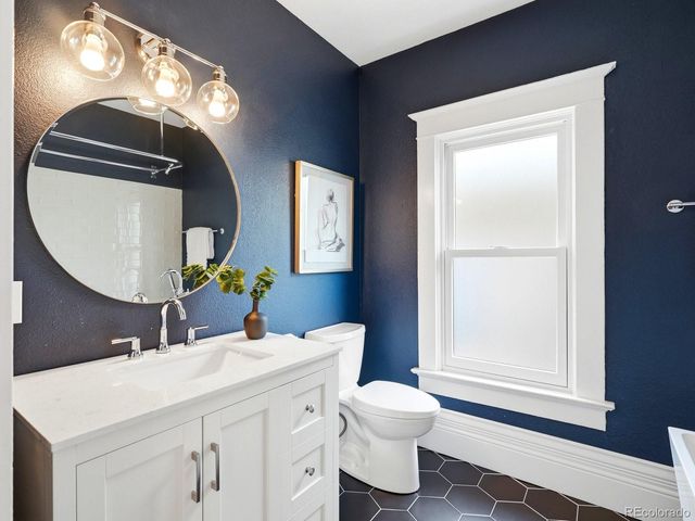 784 N Corona Street, Denver, CO 80218