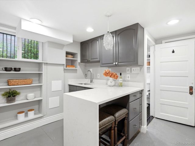 784 N Corona Street, Denver, CO 80218