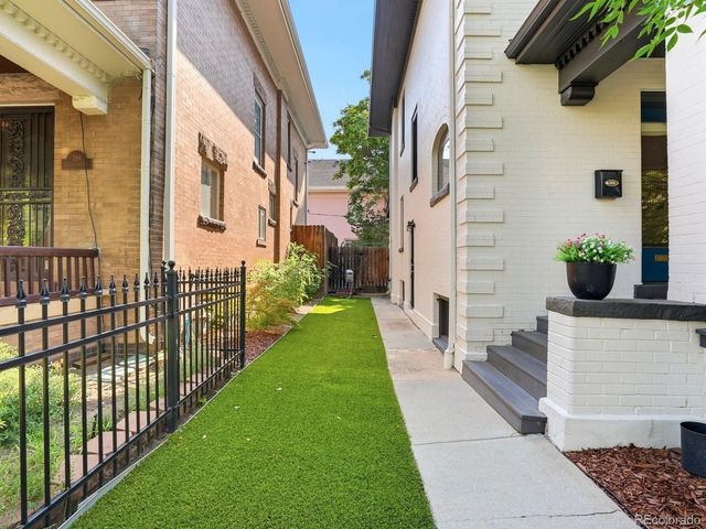 784 N Corona Street, Denver, CO 80218