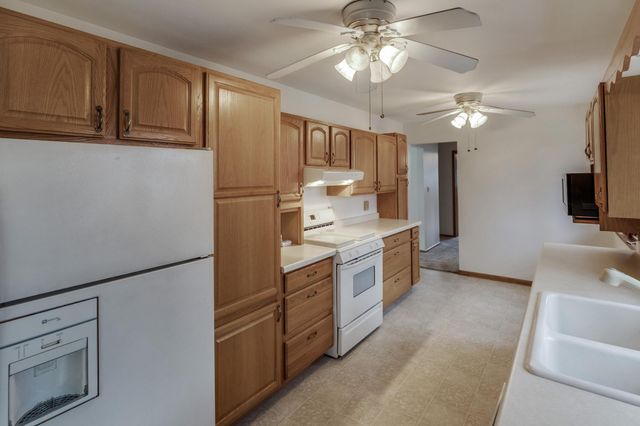 1622 Graydon Avenue, Brainerd, MN 56401