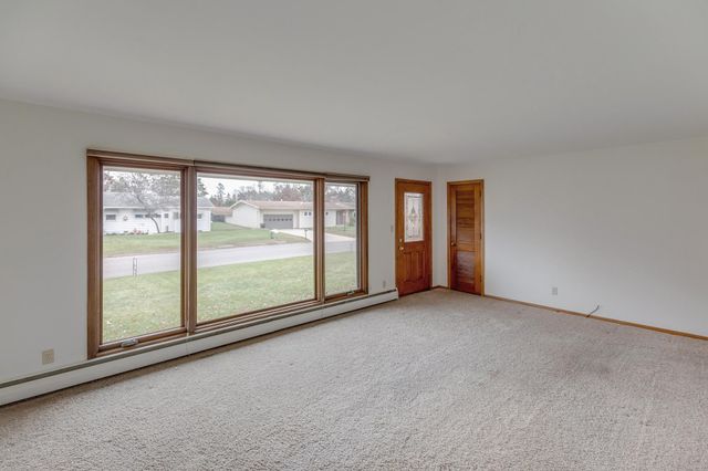 1622 Graydon Avenue, Brainerd, MN 56401