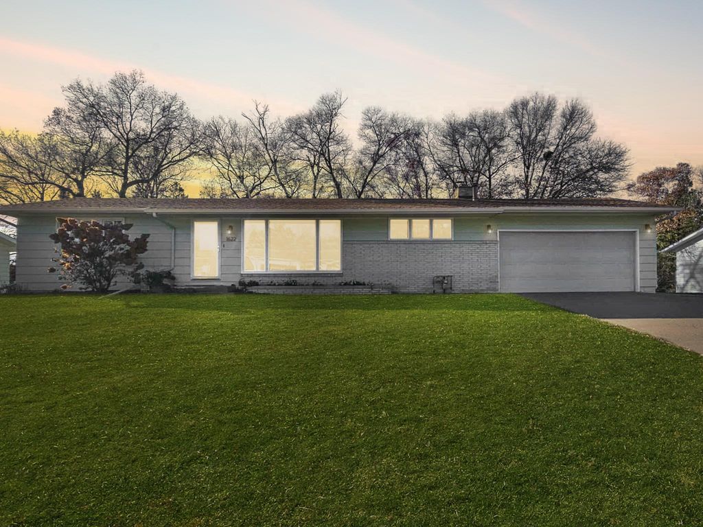 1622 Graydon Avenue, Brainerd, MN 56401