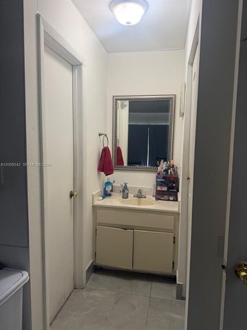 13221 SW 17th Lane 204, Miami, FL 33175