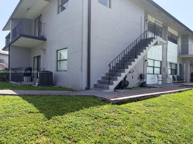 13221 SW 17th Lane 204, Miami, FL 33175