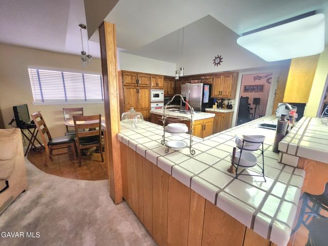 450 Fairway Drive, Palmdale, CA 93551