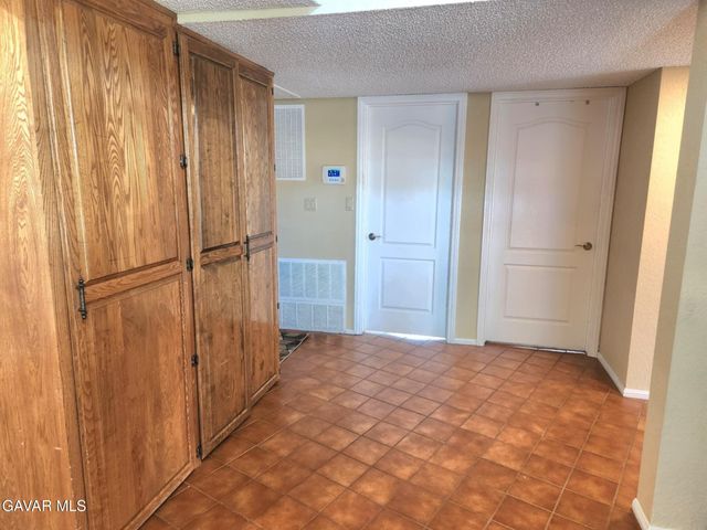 450 Fairway Drive, Palmdale, CA 93551