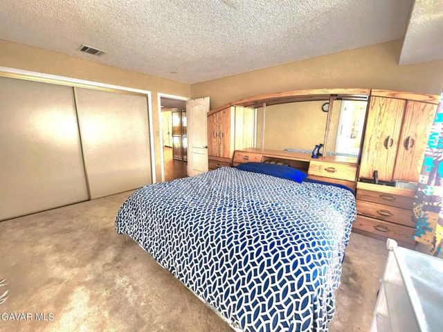 450 Fairway Drive, Palmdale, CA 93551