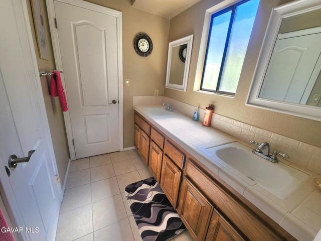 450 Fairway Drive, Palmdale, CA 93551