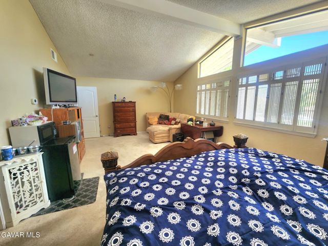 450 Fairway Drive, Palmdale, CA 93551