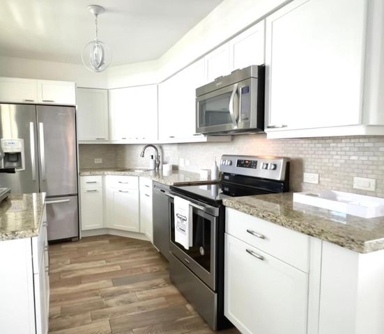 132 Lakeshore Drive 1118, North Palm Beach, FL 33408