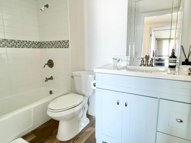 132 Lakeshore Drive 1118, North Palm Beach, FL 33408