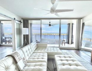 132 Lakeshore Drive 1118, North Palm Beach, FL 33408