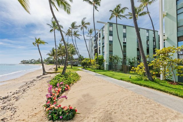 4999 Kahala Avenue 350, Honolulu, HI 96816