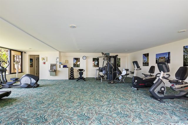 4999 Kahala Avenue 350, Honolulu, HI 96816