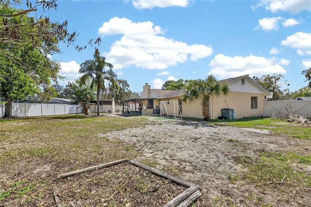 522 WYNNWOOD DRIVE, Brandon, FL 33511