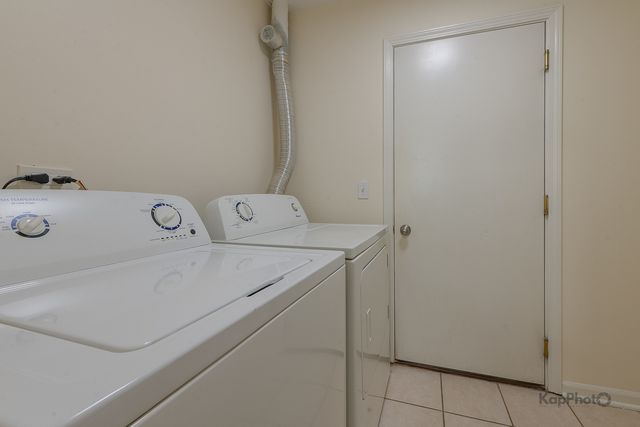 1375 Alder Creek Court, Romeoville, IL 60446