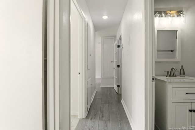 5011 Seabreeze, San Antonio, TX 78220