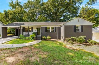1126 E Woodlawn Road, Charlotte, NC 28209