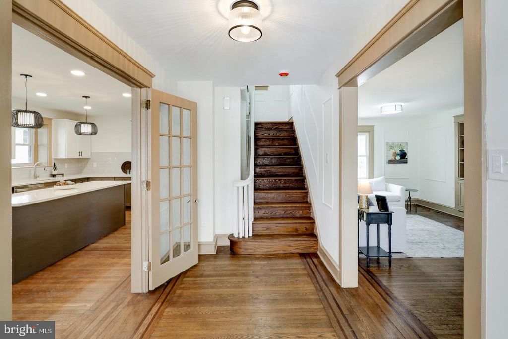 725 TURNER AVE, DREXEL HILL, PA 19026 — photo 2