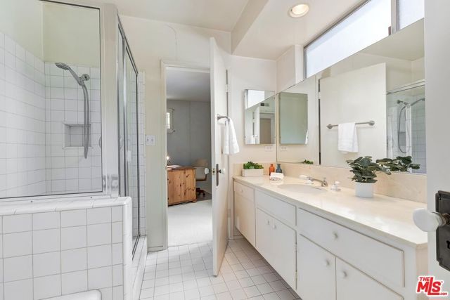 8224 Skyline Drive, Los Angeles, CA 90046