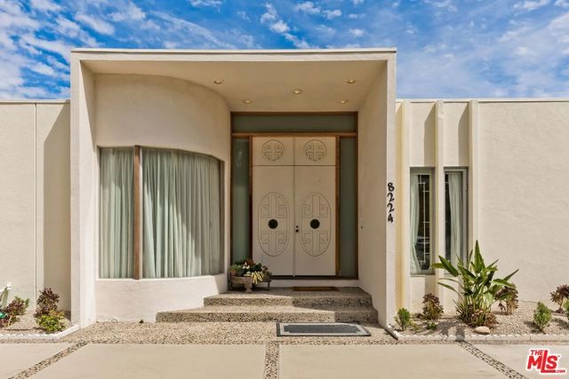 8224 Skyline Drive, Los Angeles, CA 90046