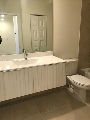 10419 NW 82nd St 5, Doral, FL 33178