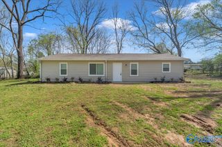 11594 Cowford Road, Athens, AL 35611