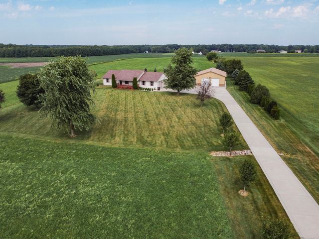 13228 W 185th Avenue, Lowell, IN 46356
