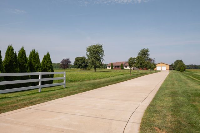 13228 W 185th Avenue, Lowell, IN 46356