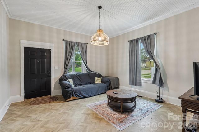 97 Ross Cannon Street, York, SC 29745