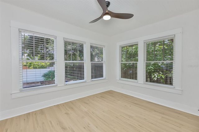 902 W COLUMBUS DRIVE, Tampa, FL 33602