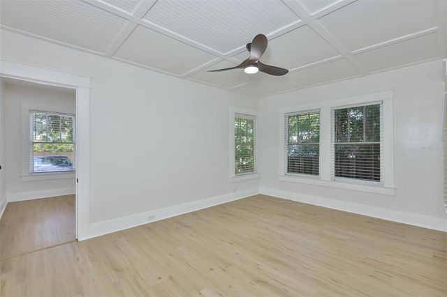 902 W COLUMBUS DRIVE, Tampa, FL 33602