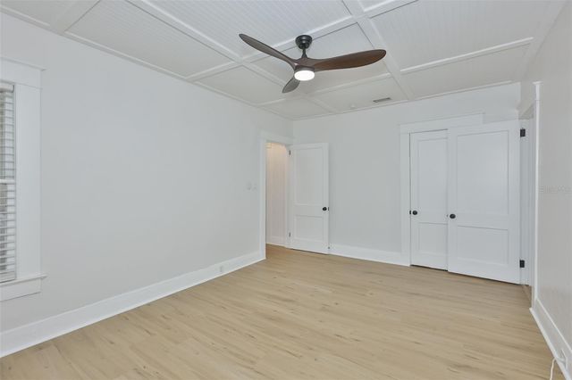 902 W COLUMBUS DRIVE, Tampa, FL 33602