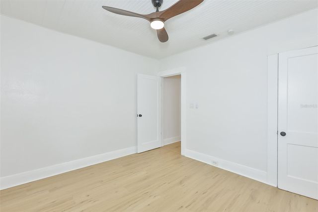 902 W COLUMBUS DRIVE, Tampa, FL 33602