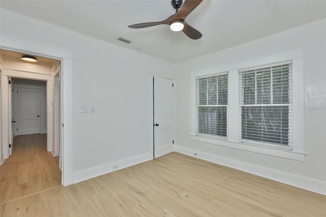 902 W COLUMBUS DRIVE, Tampa, FL 33602