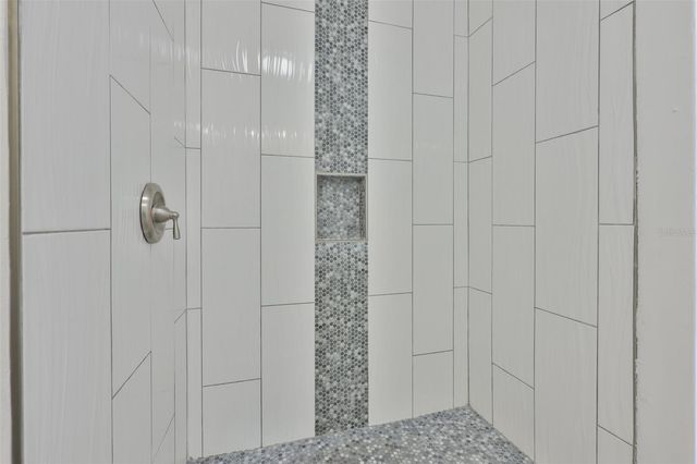902 W COLUMBUS DRIVE, Tampa, FL 33602