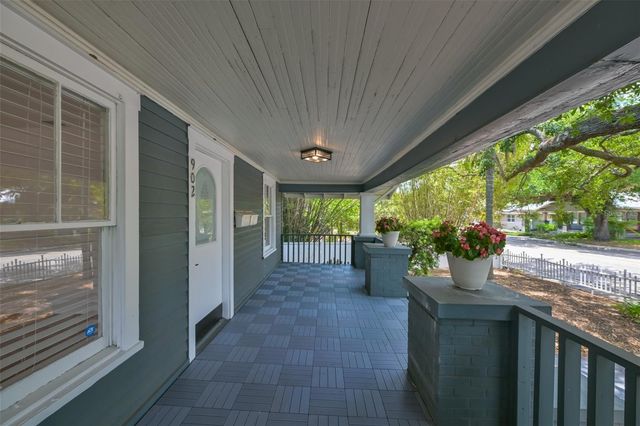 902 W COLUMBUS DRIVE, Tampa, FL 33602