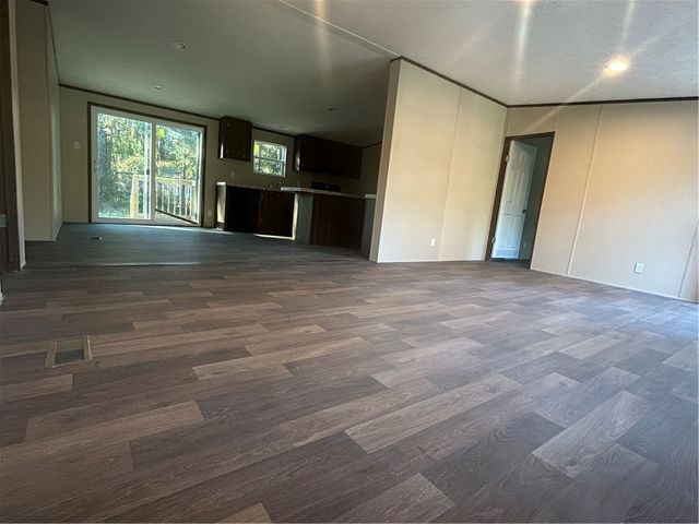 2079 S Black Road, Darien, GA 31305