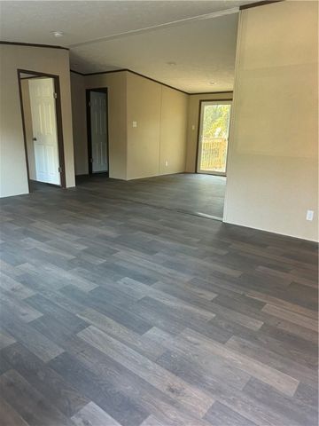 2079 S Black Road, Darien, GA 31305