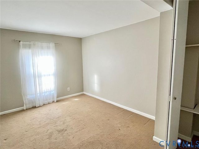 18 Skipwith Green Cir, Henrico, VA 23294