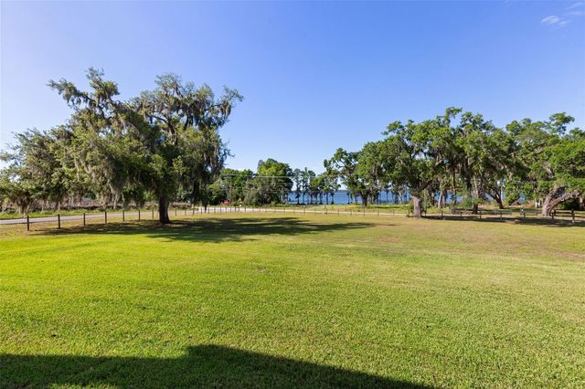 3321 N KINGSWAY ROAD, Thonotosassa, FL 33592