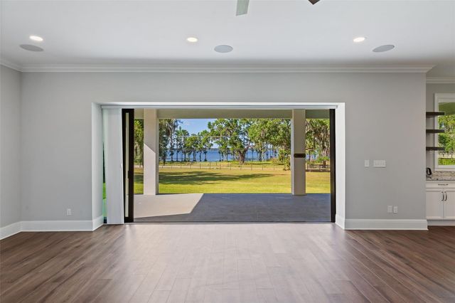 3321 N KINGSWAY ROAD, Thonotosassa, FL 33592
