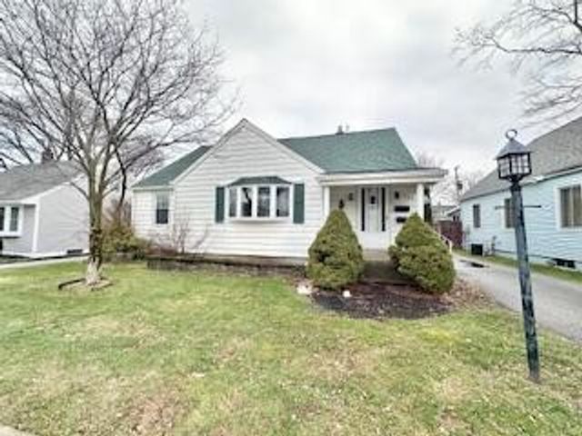 501 LAKE Avenue, Erie, PA 16511