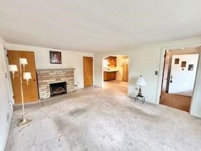 501 LAKE Avenue, Erie, PA 16511