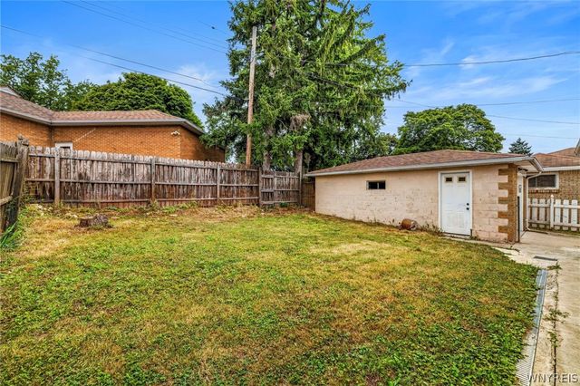 52 Victoria Boulevard, Cheektowaga, NY 14225