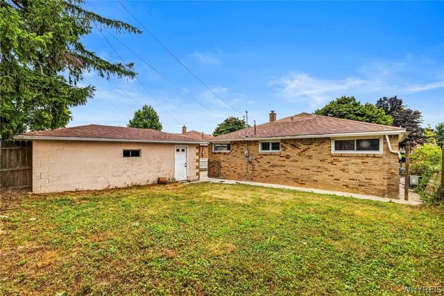 52 Victoria Boulevard, Cheektowaga, NY 14225
